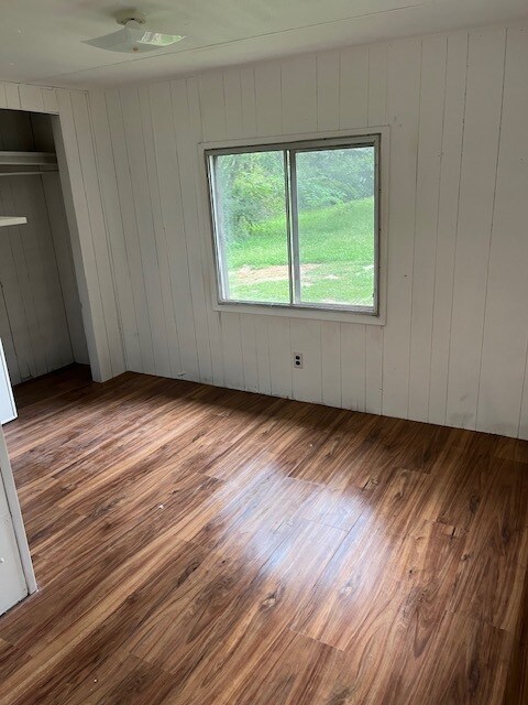 Building Photo - 8367 Countryside Dr