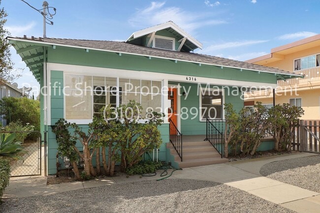 Primary Photo - Russell Apartments