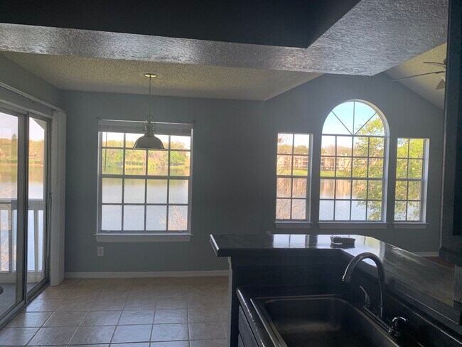 Building Photo - 1037 S Hiawassee Rd