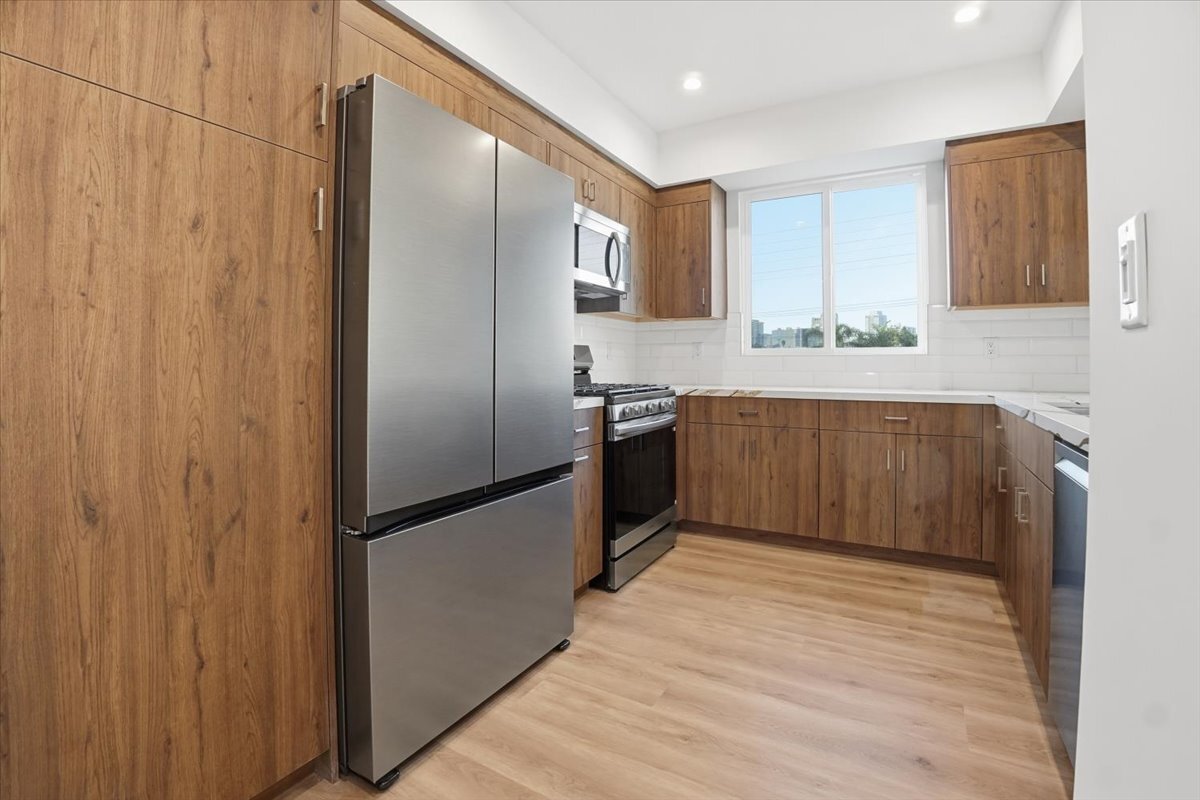 Building Photo - 1820 Prosser Ave