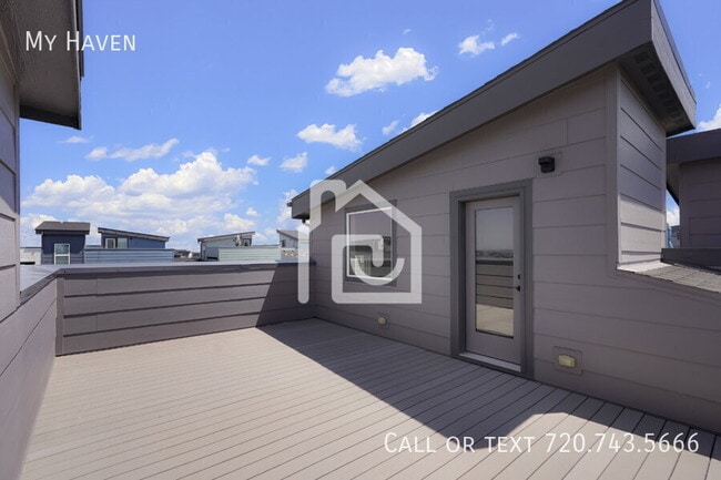 Building Photo - 10138 E 62nd Ave
