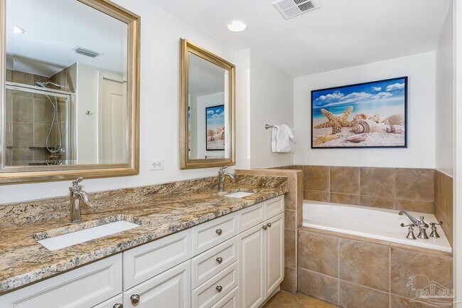 Building Photo - 5 Portofino Dr