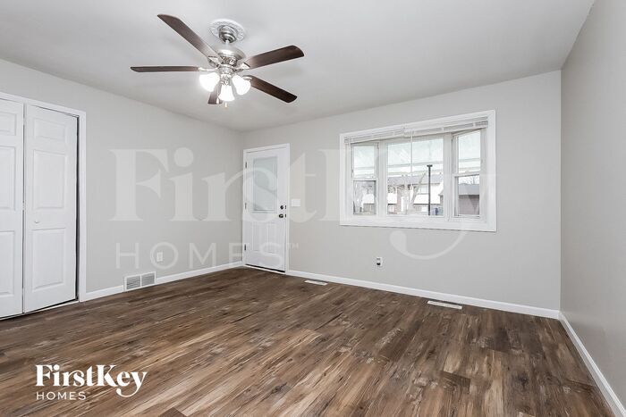 Building Photo - 3545 Malabar St