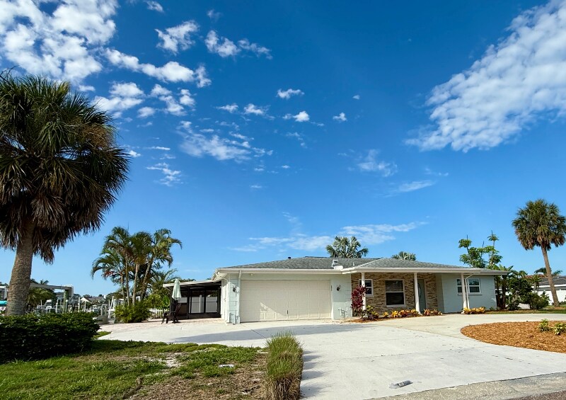 Building Photo - 171 Palm Blvd