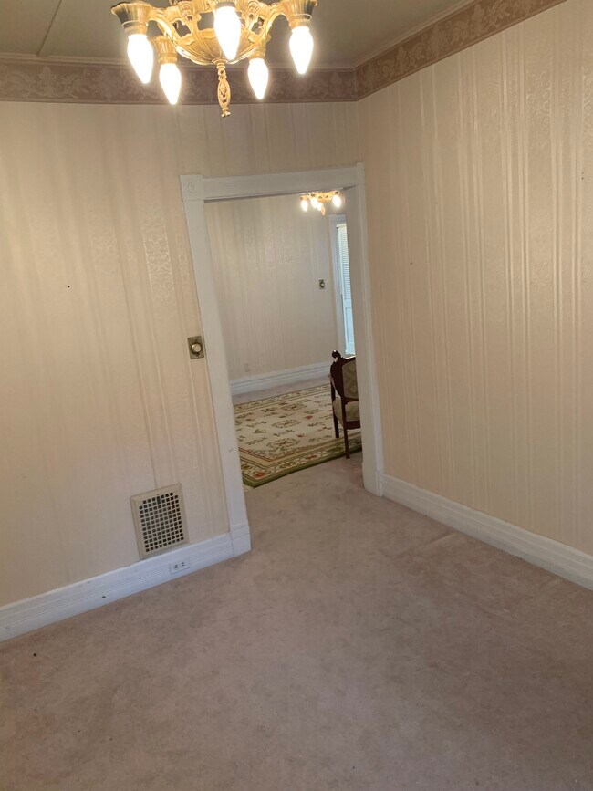 Building Photo - 46 Pearl St