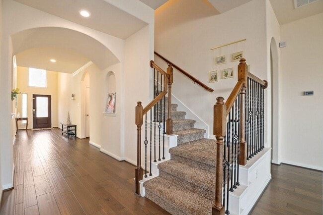 Building Photo - 4027 Flowstone Ln
