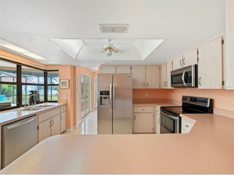 Building Photo - 14160 Faldo Ct