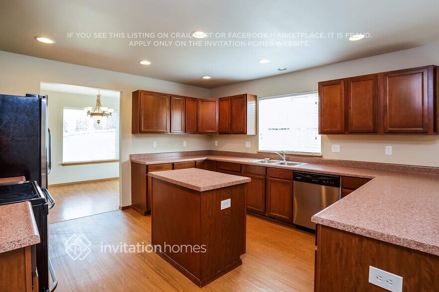 Building Photo - 19425 77th Ave Ct E