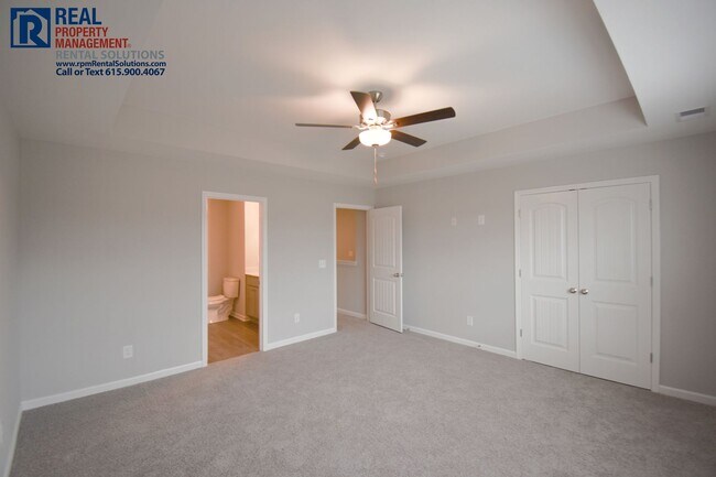 Building Photo - BRAND NEW 3BD/2.5BA townhome in LaVergne!