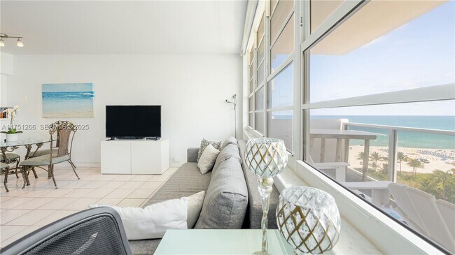 Building Photo - 100 Lincoln Rd