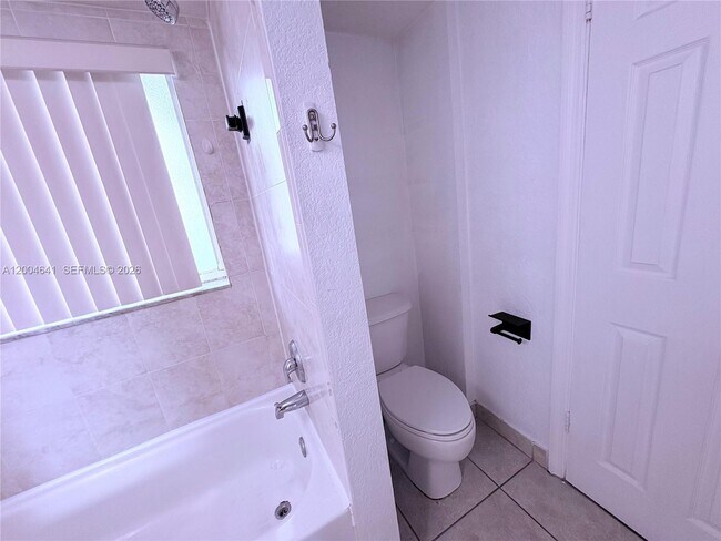 Building Photo - 7713 SW 88th St