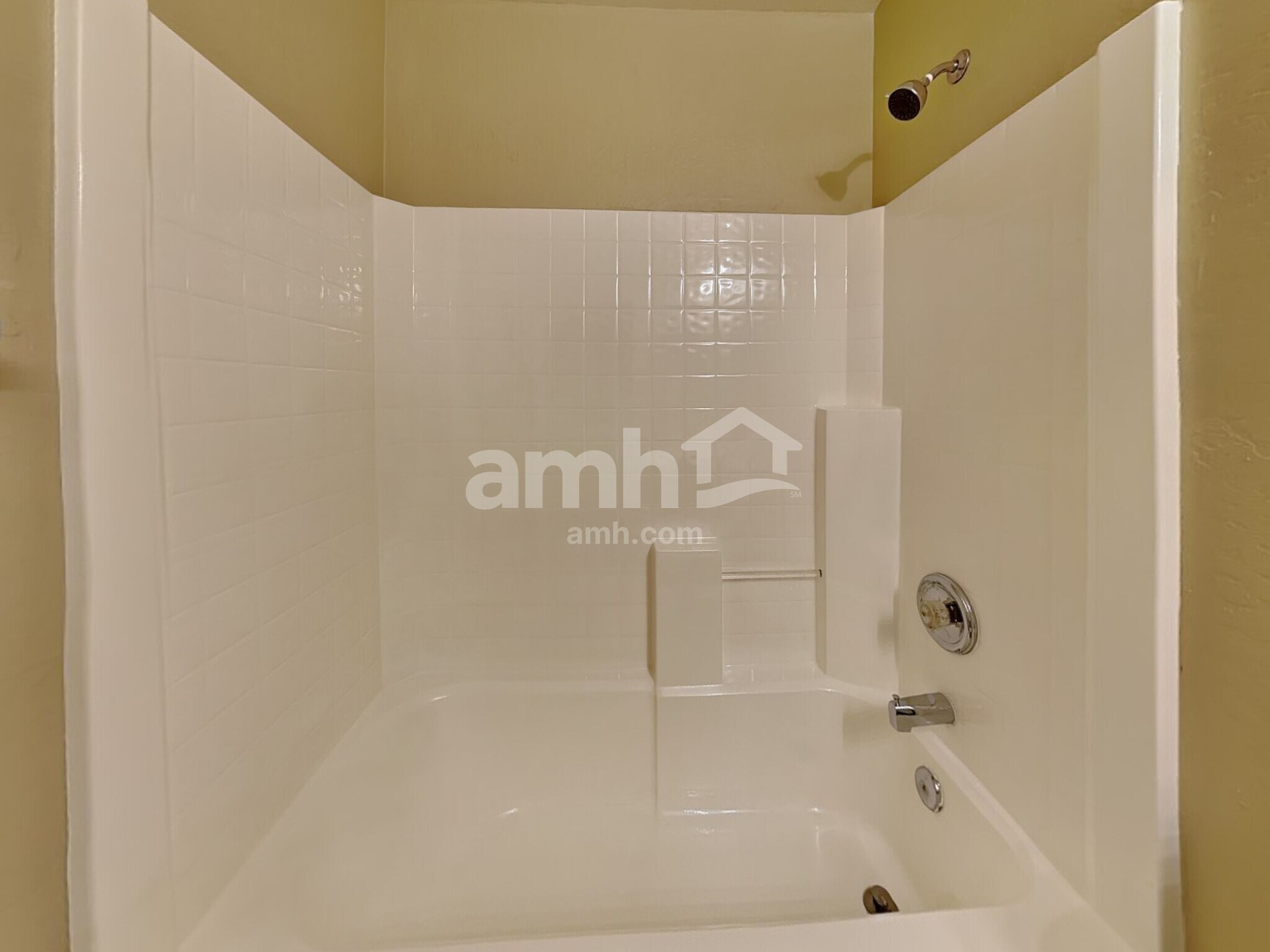 Building Photo - 10006 W Miami St