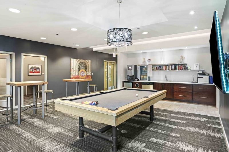 Building Photo - 3768 N Halsted St