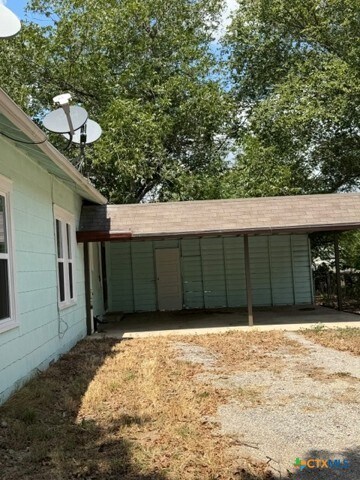 Building Photo - 322 W Austin St