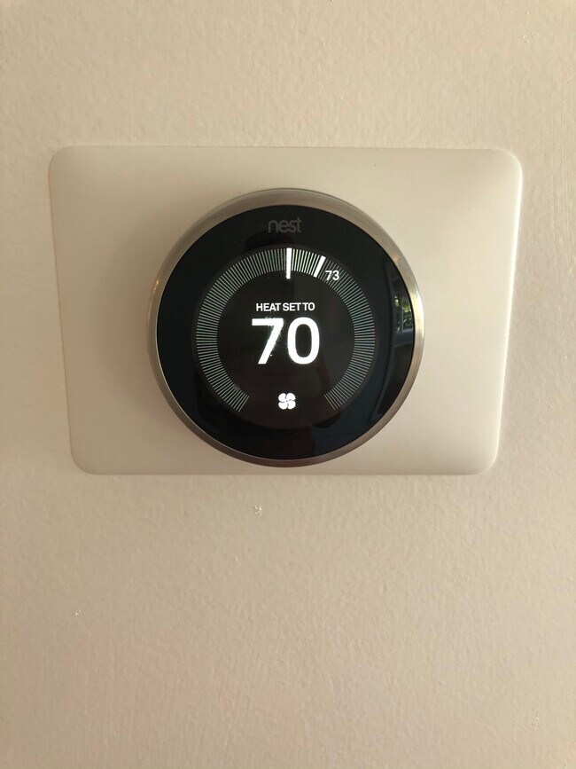 Nest thermastat - 16655 Marquez Ter
