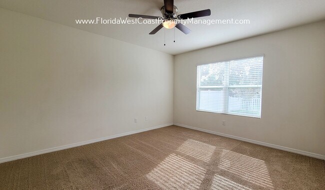 Building Photo - LOVELY 3 BEDROOM/2 BATH HOME WITH FENCED YARD! WILLOW WALK- PALMETTO!!!