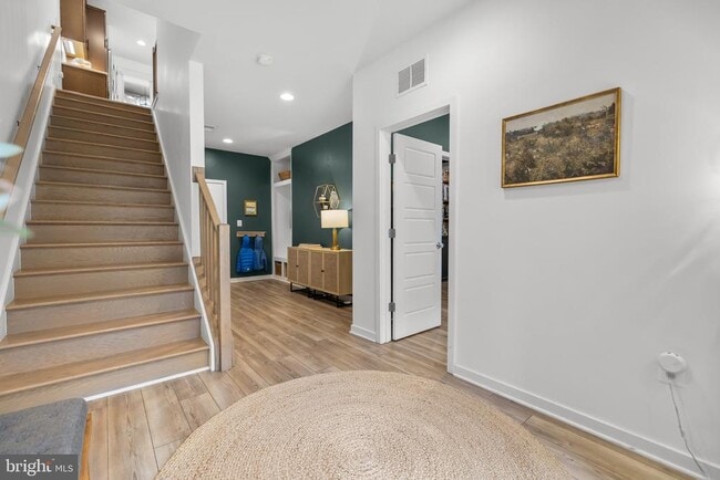 Building Photo - 42338 Nelsonville Ter