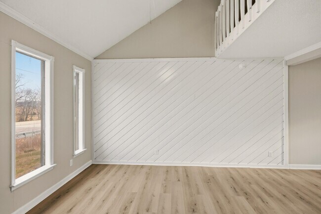 Building Photo - 90 Park St