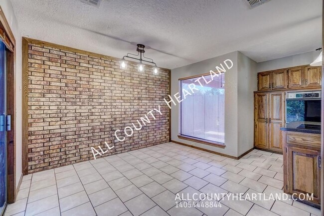 Building Photo - 10408 Casa Linda