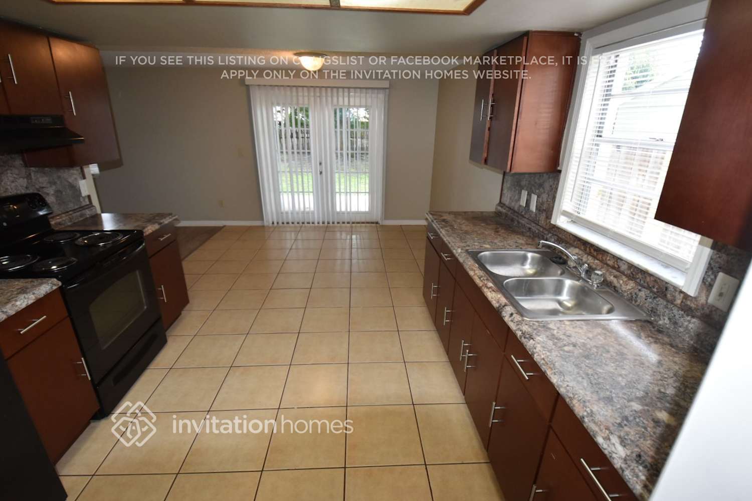 Building Photo - 12702 Sybila Pl