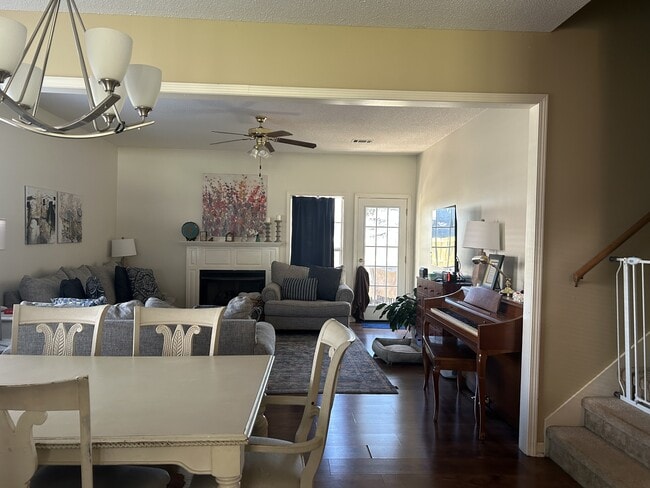 Building Photo - 105 Jamie Cove