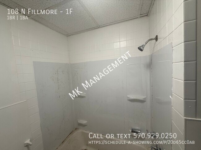 Building Photo - 108 N Fillmore-1F