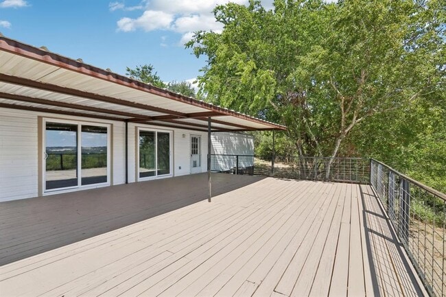 Building Photo - 21522 Long Hill Dr