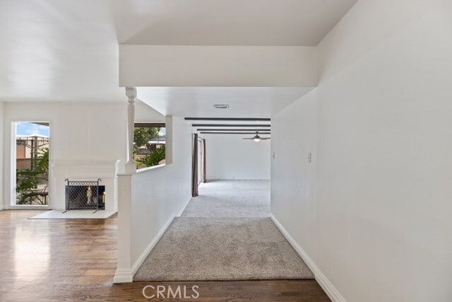 Building Photo - 2542 Vuelta Grande Ave