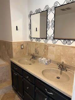 Building Photo - 316 N Platina Dr