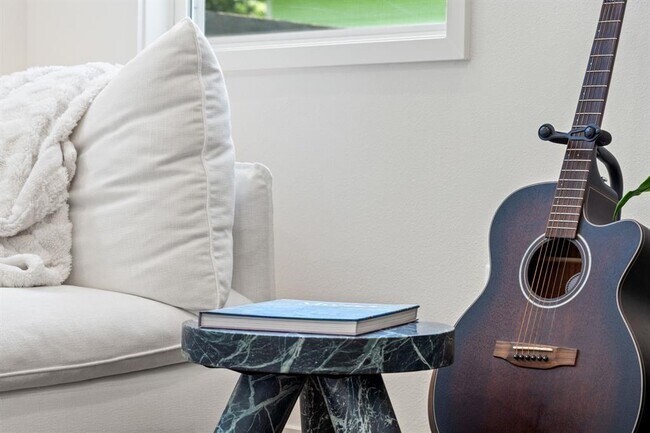 Building Photo - 2609 Willow St