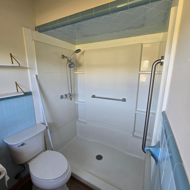 Building Photo - 29093 Arlington Rd