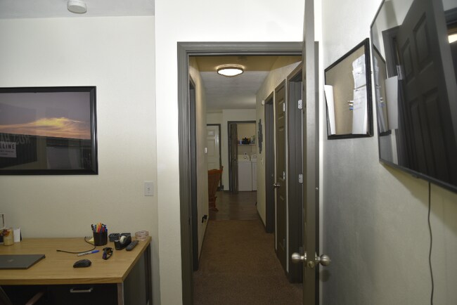 Building Photo - 3360 Patti Dr