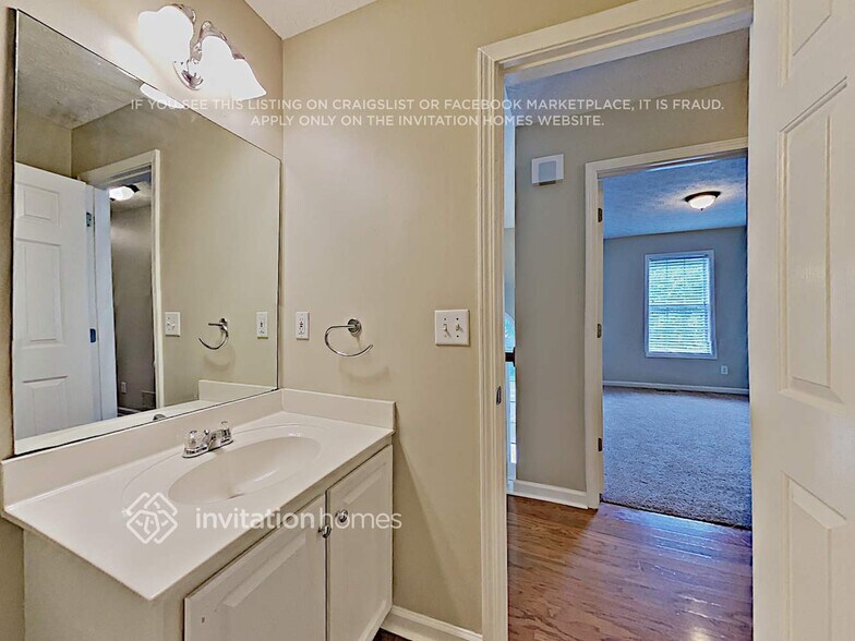 Building Photo - 4030 Mt Vernon Dr