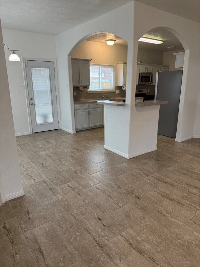 Building Photo - 23702 Spring Dane Dr