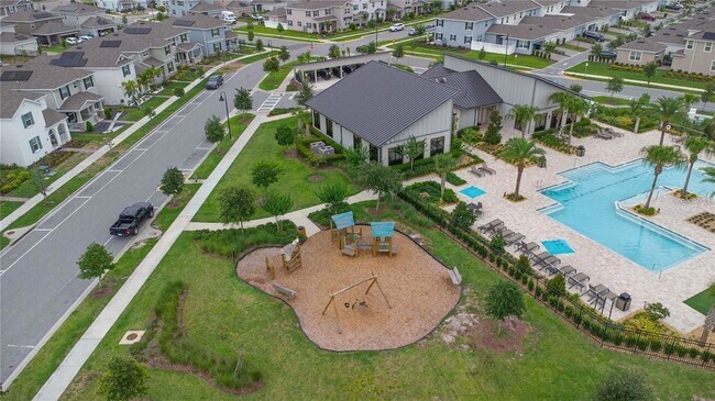 Building Photo - 11328 Listening Dr