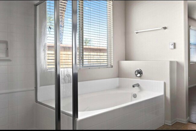 Building Photo - 41190 Corte Alto Collina