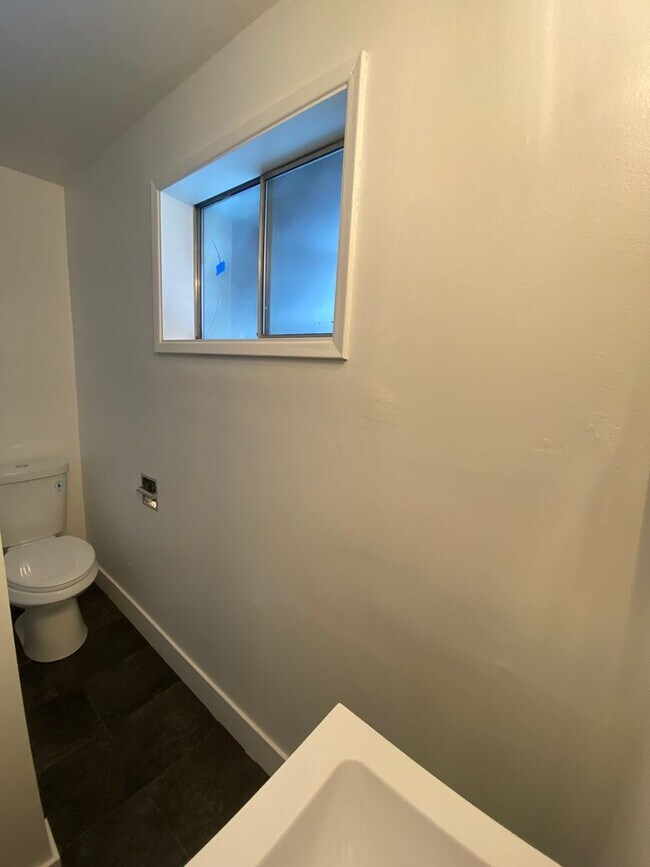 Building Photo - Illinois Duplex