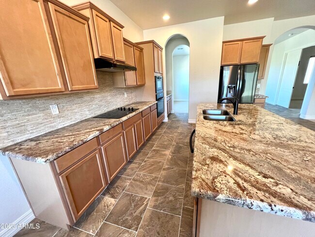 Building Photo - 8628 N Pierre Ct