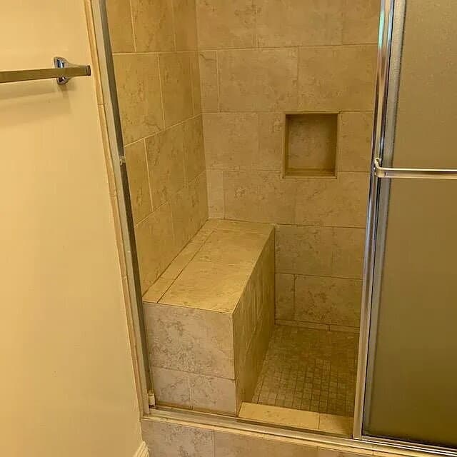 Building Photo - "Charming 2-Bed, 2-Bath Condo Retreat in San Marcos Oasis!"