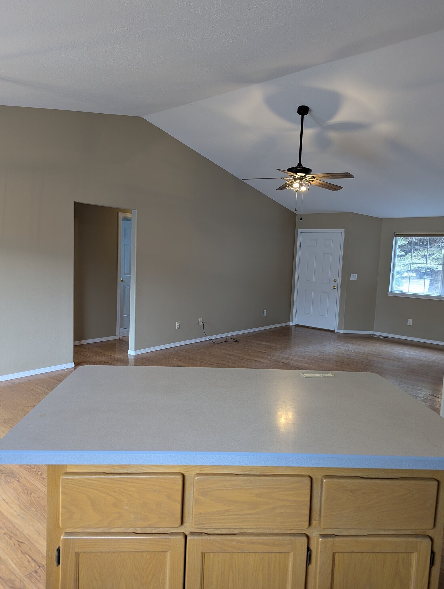 Building Photo - 18013 Cross Ct