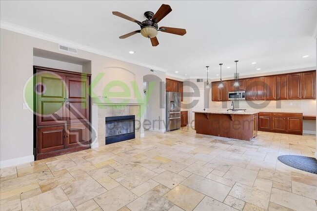 Building Photo - 6820 Cherry Ridge Cir