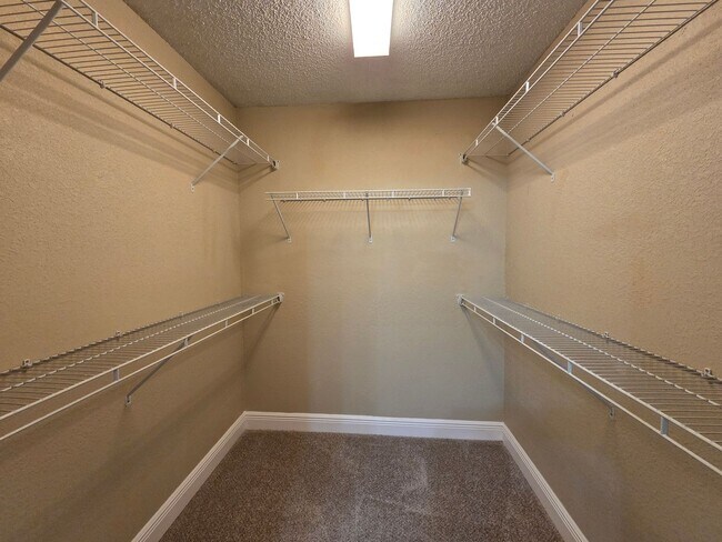 Building Photo - First Floor 2/2.5 Condo at Sabal Point