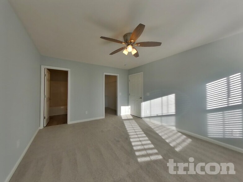 Building Photo - 1605 Mary Ct