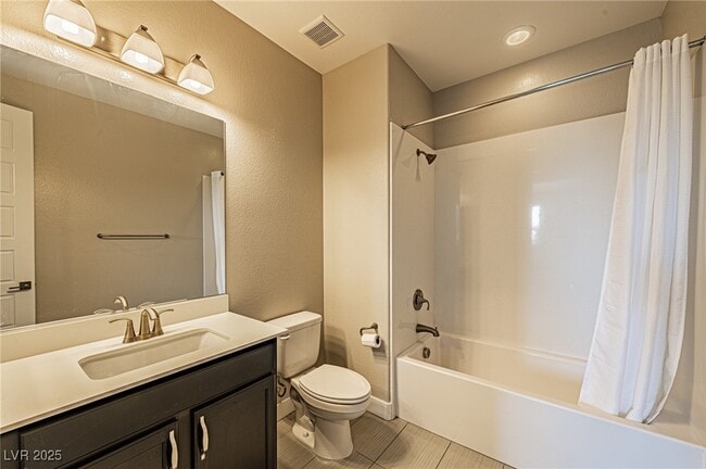 Building Photo - 6465 Farness St