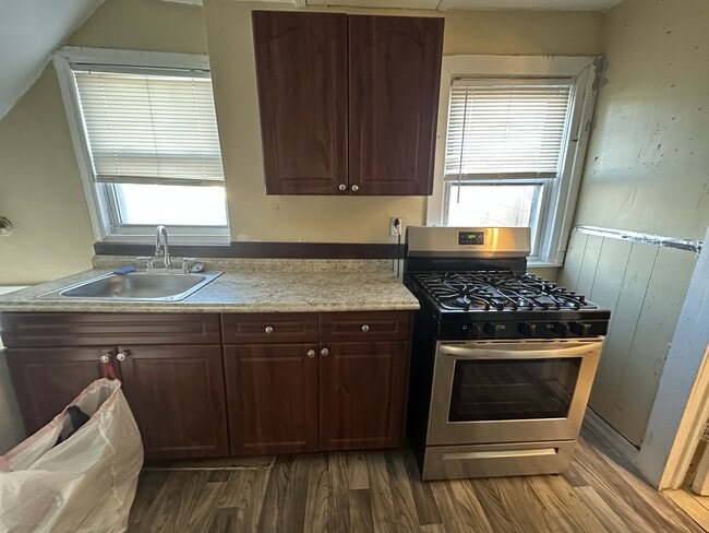 Building Photo - 11326 Saint Aubin St