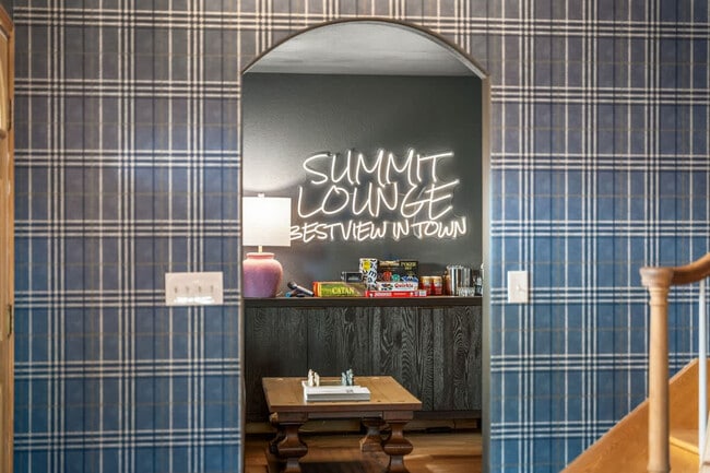 Building Photo - 7208 Secrest Ct