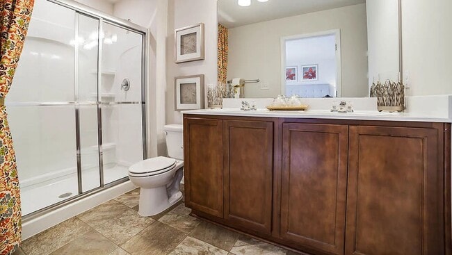 Building Photo - Modern 3BR/2.5BA Townhome in Trimble Meadows | LVP Floors | Stainless Kitchen + Island | Upstairs...