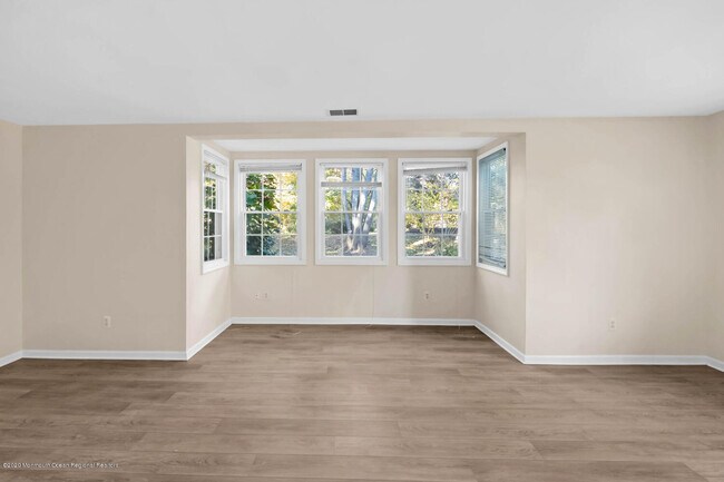 Building Photo - 800 Navesink River Rd