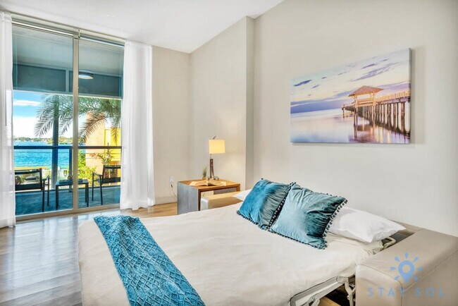 Building Photo - 777 N Ocean Dr