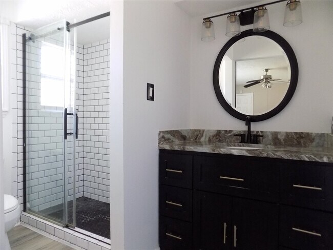 Building Photo - 803 Wild Horse Valley Rd